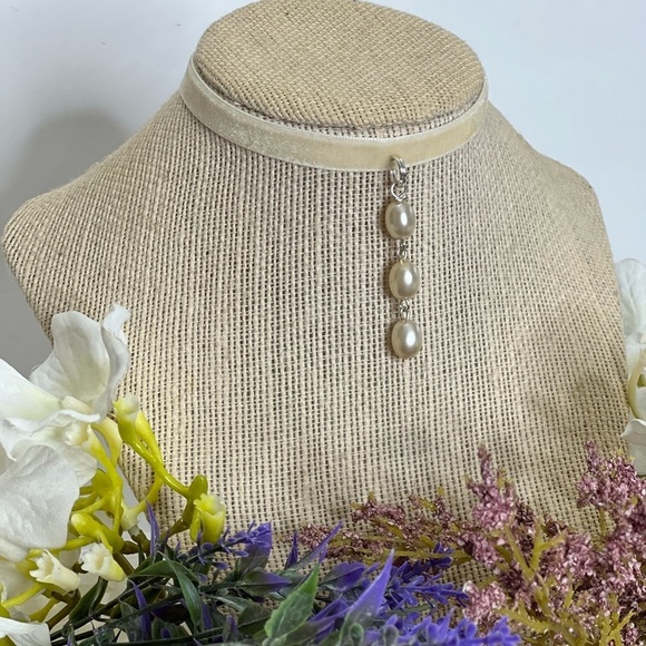 Choker necklace pearls white velvet necklace drop pendant pearl necklace cream - Picture 4 of 11